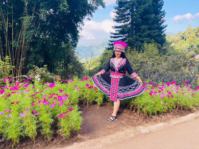 【日本語ガイド】ドイステープ寺院・モン族のドイプイ村で民族衣装で撮影・ローカル人気店でカオソイランチ付