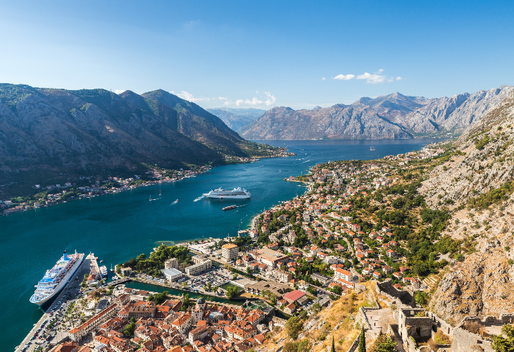 【日本語ガイド】【プライベートツアー】【ドブロブニク発着】
モンテネグロの世界遺産のコトル