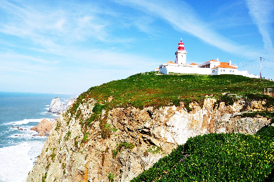 ＜プライベートツアー＞
専用車でご案内！オビドス、シントラ、ロカ岬半日観光