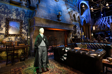 ＜ひとり旅応援＞【往復バスと入場券付】
ファン必見！大人気のハリー・ポッター ワーナー・ブラザース・スタジオツアー