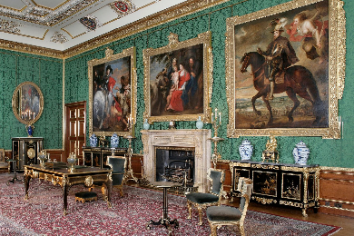 【世界遺産】【日本語ガイド】【各入場券付き】
人気の3大スポットを1日で！ウィンザー城、バース、ストーンヘンジツアー