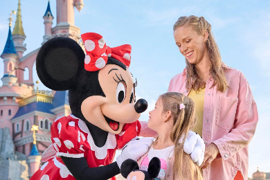 ＜送迎付き＞選べる！
ディズニーランド・パリ　 チケット
